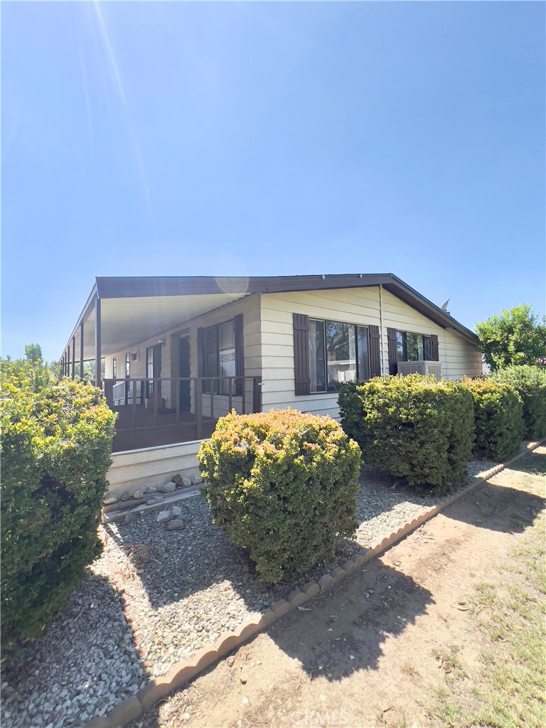 Photo 1 of 44 — 5001 Florida 623, Hemet, CA 92545