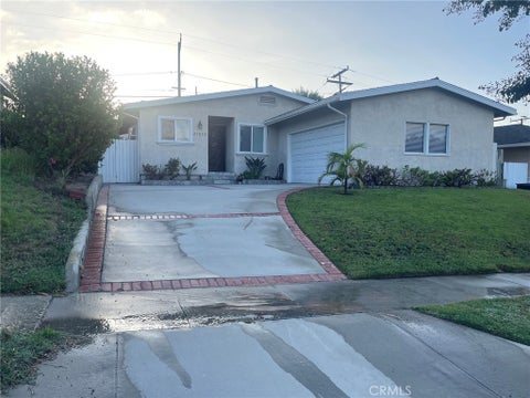 Photo of 21622 Palos Verdes Blvd Boulevard, Torrance, CA 90503 (MLS # SB26175980)