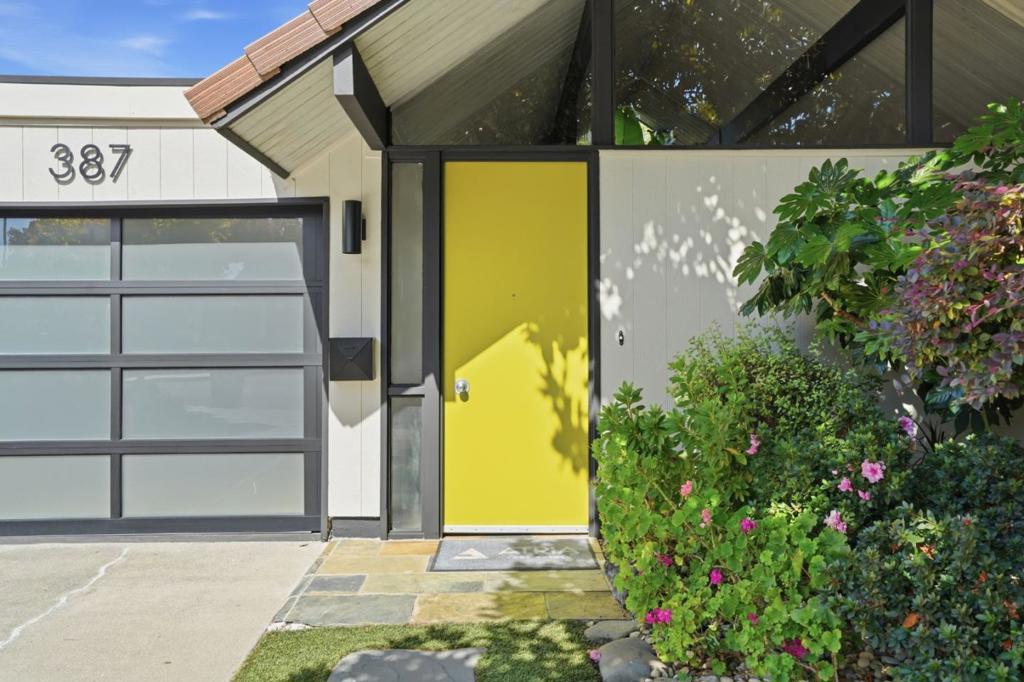 387 Vasquez Avenue