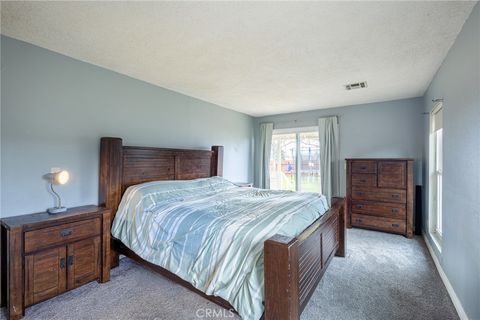 Tiny photo for 19800 Luana Dr, Tehachapi, CA 93561 (MLS # SR26049451)