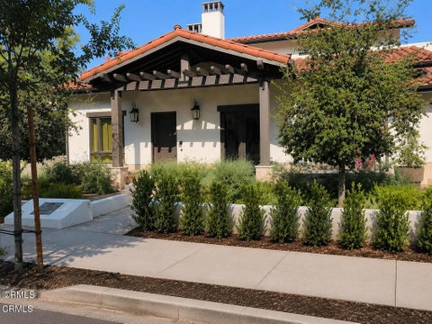 Photo of 60 S Vinedo Avenue #102, Pasadena, CA (MLS # P1-28056)
