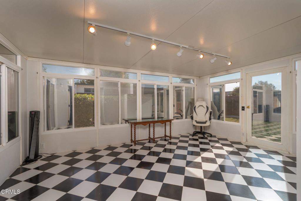 Fillmore - 1487 - Residential