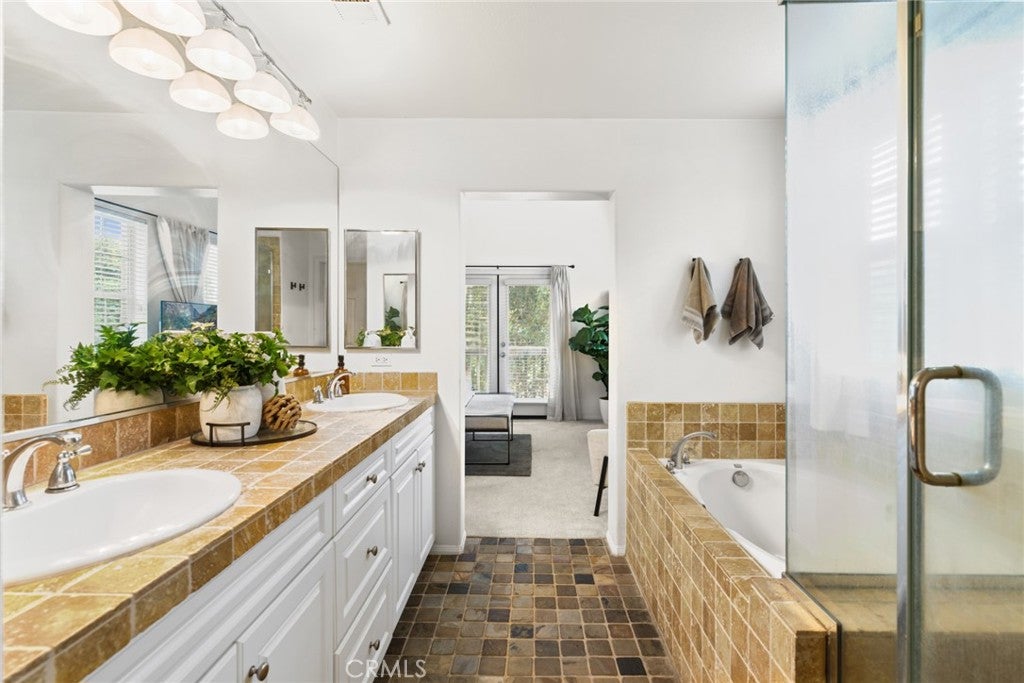 51 Regal, Irvine CA 92620 - Photo 23