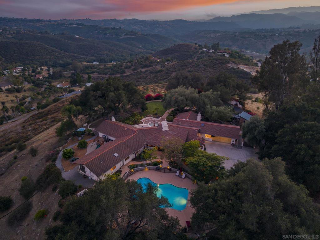 2825 Vista Del Rio