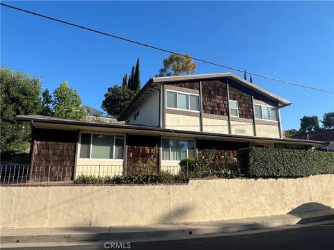 Photo of 22640 Crespi Street, Woodland Hills, CA 91364 (MLS # SR25158921)