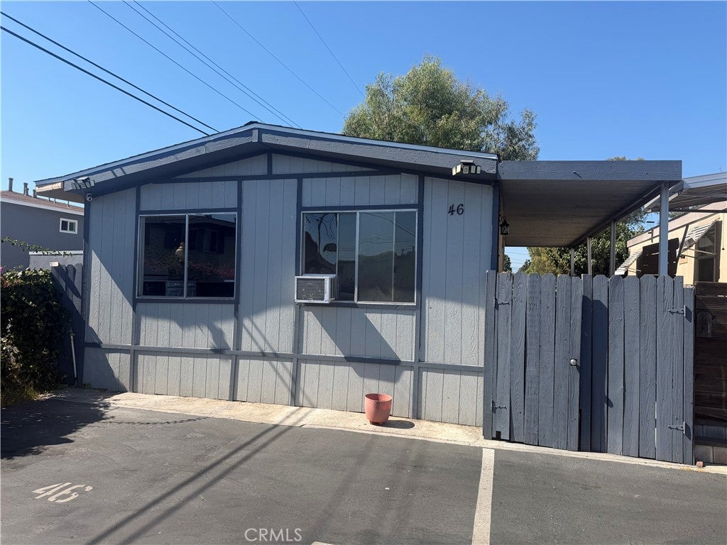 825 W La Palma 46
