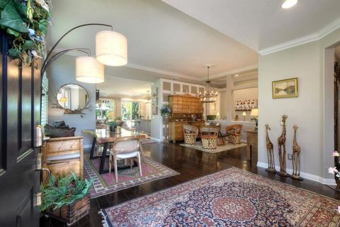 Tiny photo for 574 Golf Glen Dr, San Marcos, CA 92069 (MLS # NDP2602179)