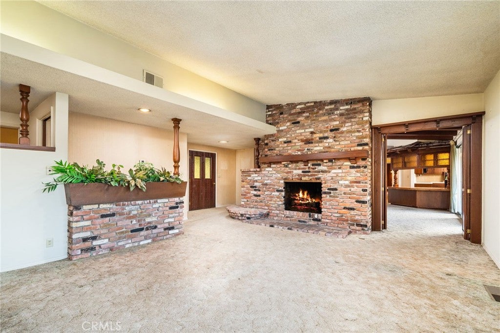 3147 E Los Cerillos Drive