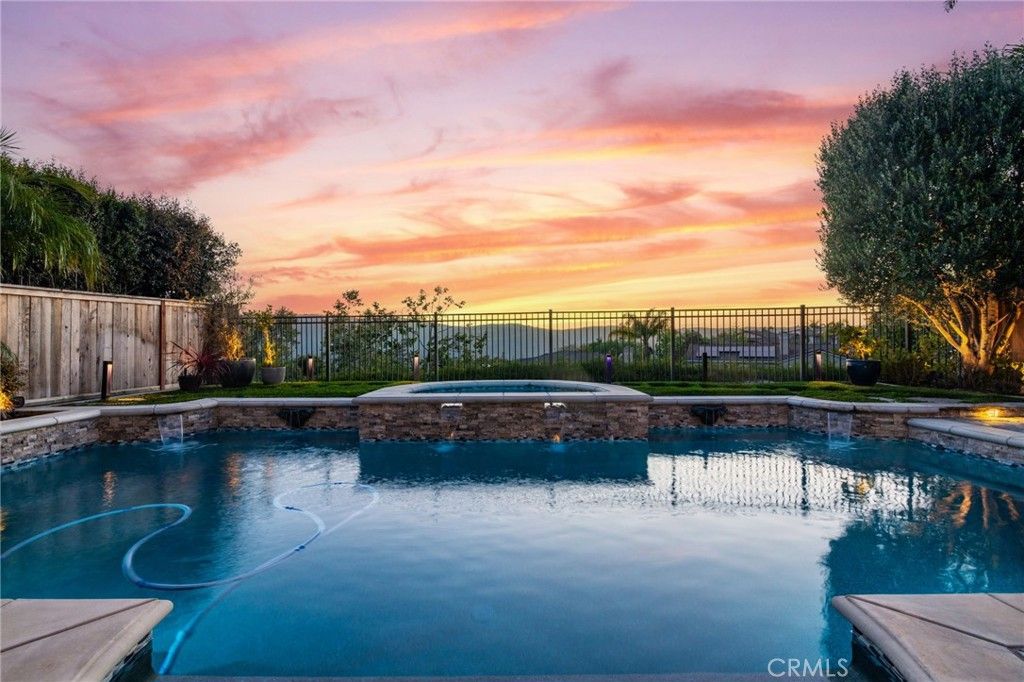 Photo of 25 Southern Hills Drive, Aliso Viejo, CA 92656 (MLS # OC26062480)