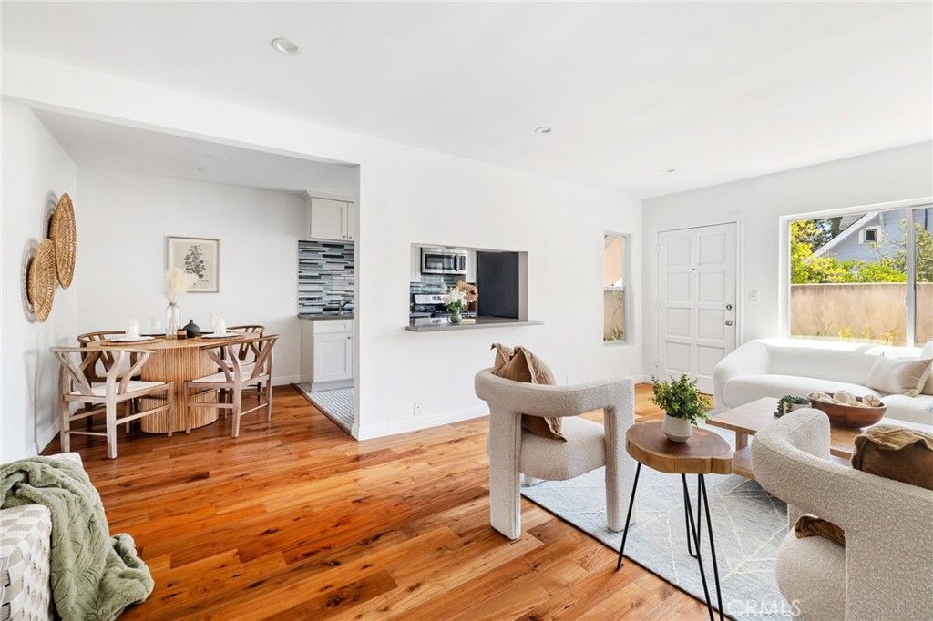 Photo of 1918 11th Street #D, Santa Monica, CA 90404 (MLS # SR25187510)