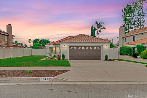 Photo of 941 Kensington Drive, Redlands, CA 92374 (MLS # IG25196614)