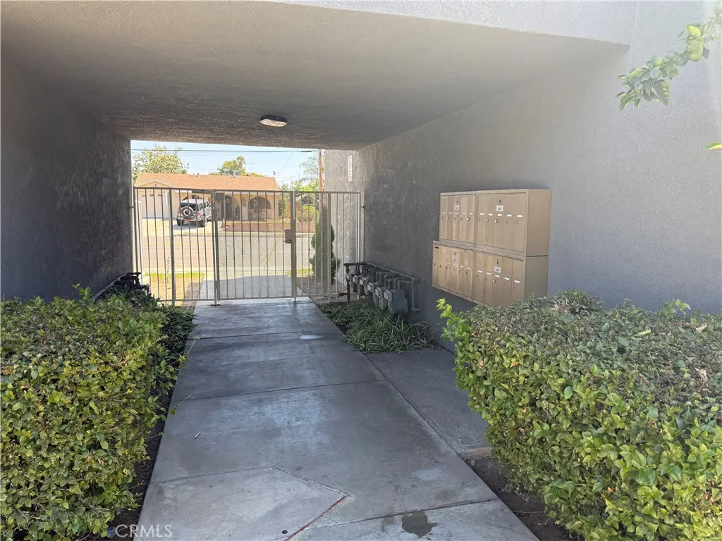 La Habra, California 90631, United States, 2 Bedrooms Bedrooms, ,2 BathroomsBathrooms,Residential,Active,210932