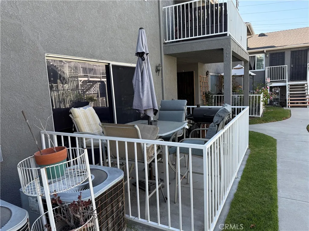 La Habra, California 90631, United States, 2 Bedrooms Bedrooms, ,2 BathroomsBathrooms,Residential,Active,210932