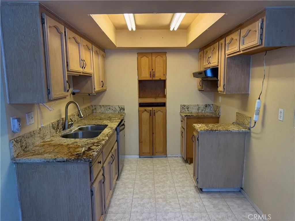 La Habra, California 90631, United States, 2 Bedrooms Bedrooms, ,2 BathroomsBathrooms,Residential,Active,210932