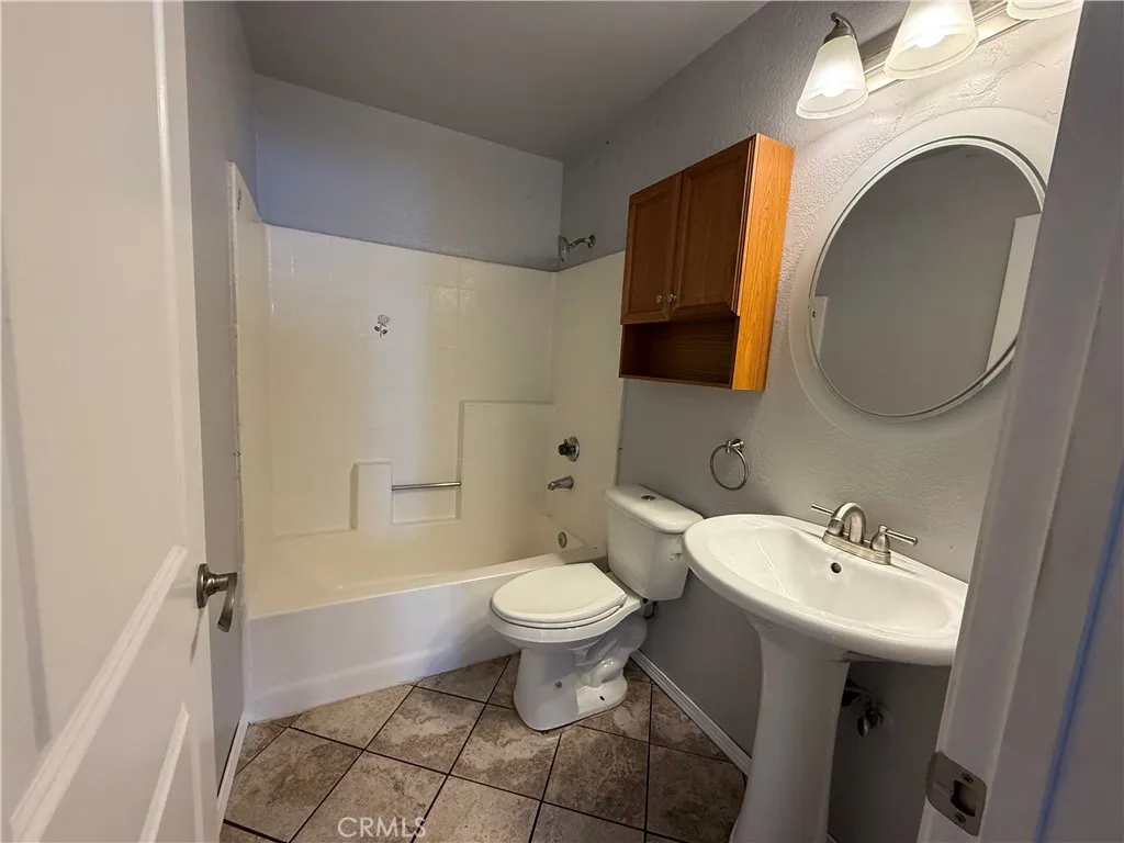 La Habra, California 90631, United States, 2 Bedrooms Bedrooms, ,2 BathroomsBathrooms,Residential,Active,210932