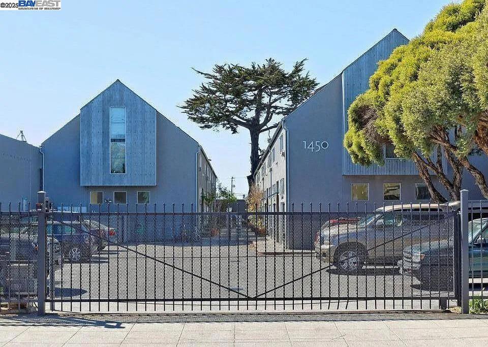 BERKELEY - Residential Lease