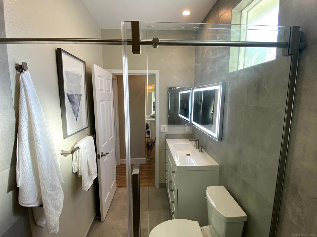 La Costa - Residential Lease