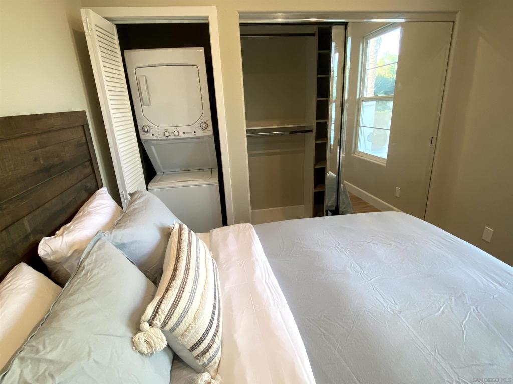 La Costa - Residential Lease