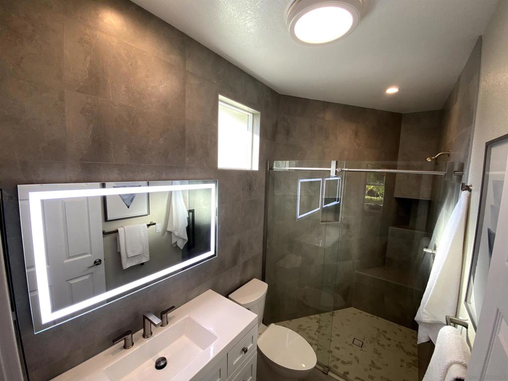 La Costa - Residential Lease