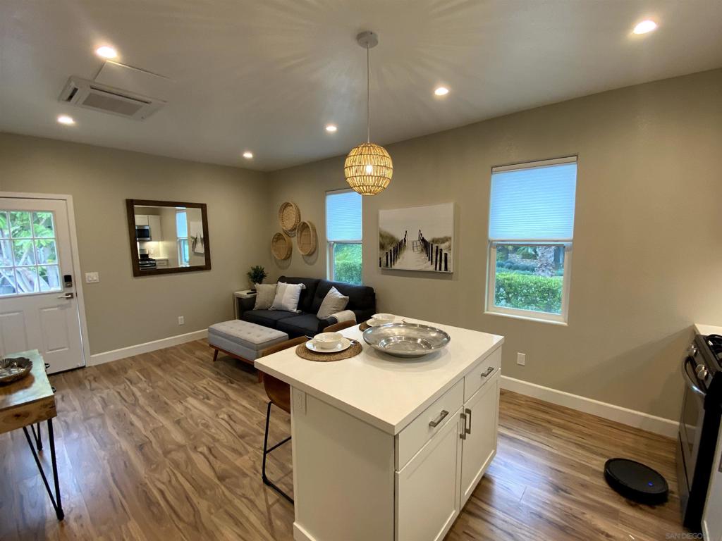 La Costa - Residential Lease