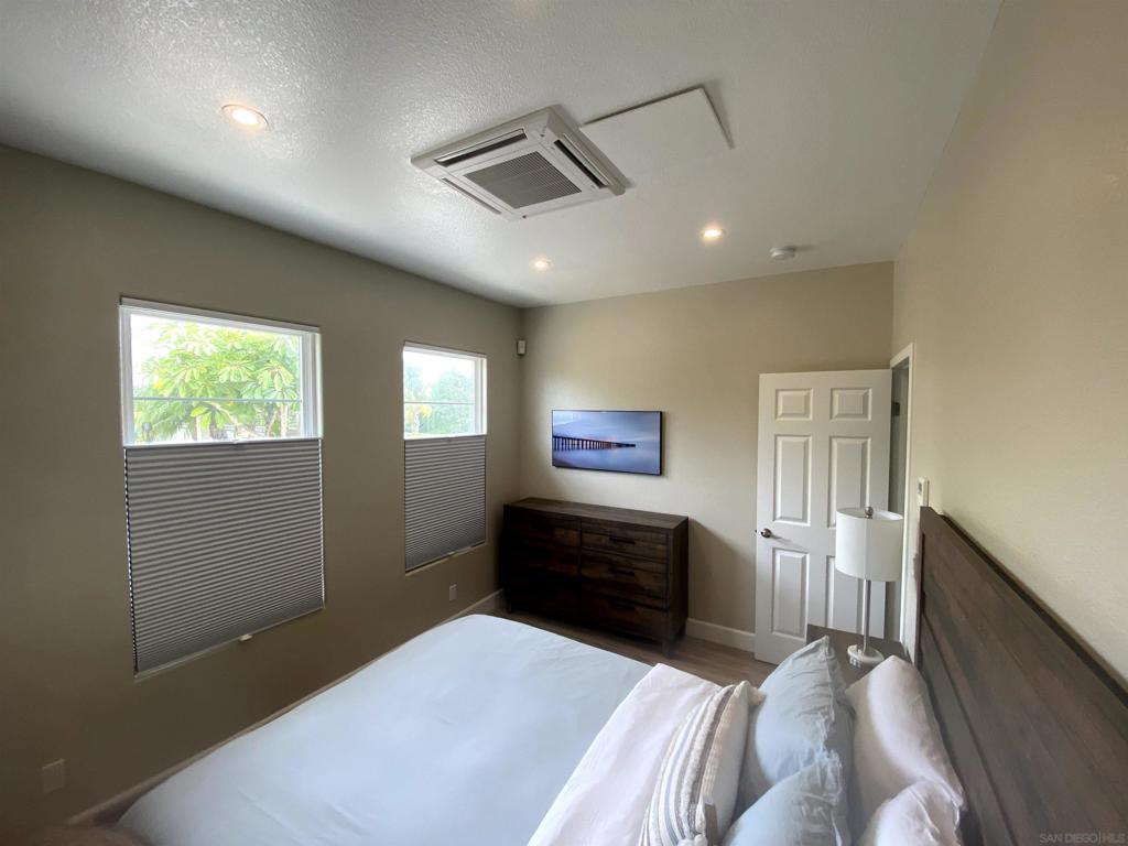 La Costa - Residential Lease