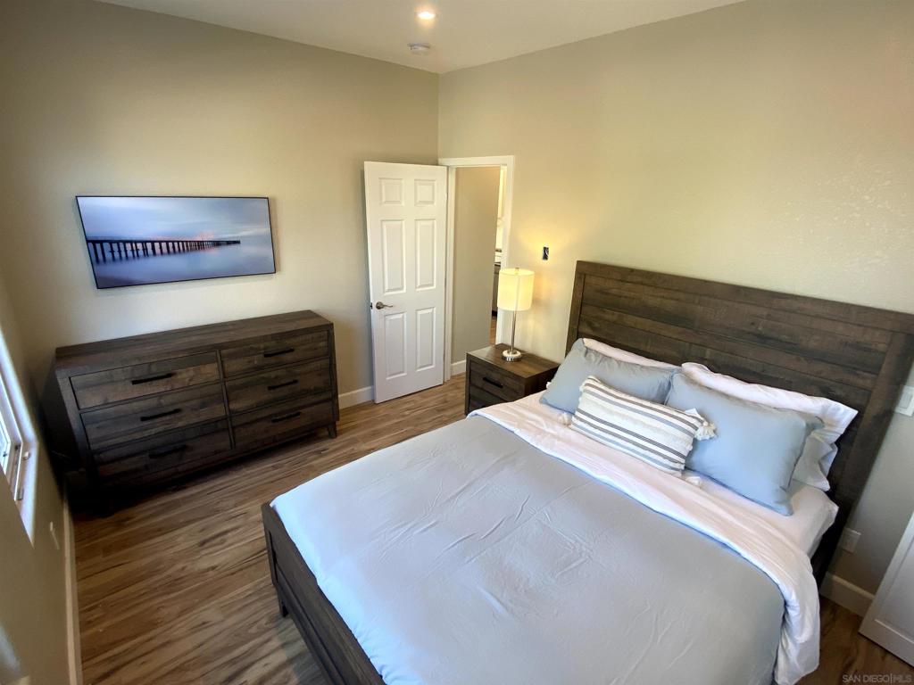 La Costa - Residential Lease