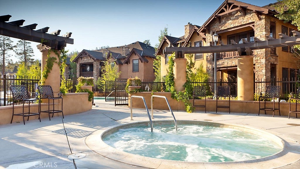 40671 Village 13A