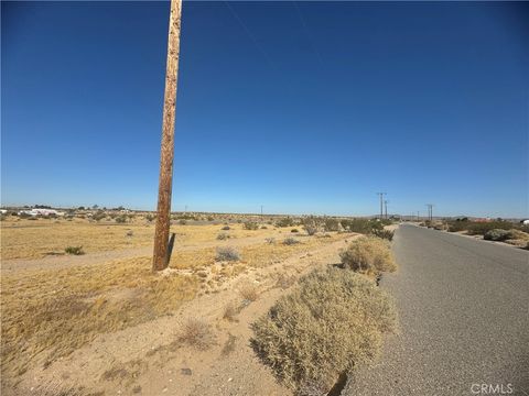 Photo of 0 Rodeo, Helendale, CA 92342 (MLS # HD25239215)