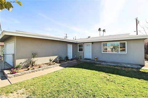 Photo of 1608 De Anza Street, Barstow, CA 92311 (MLS # IG26072525)