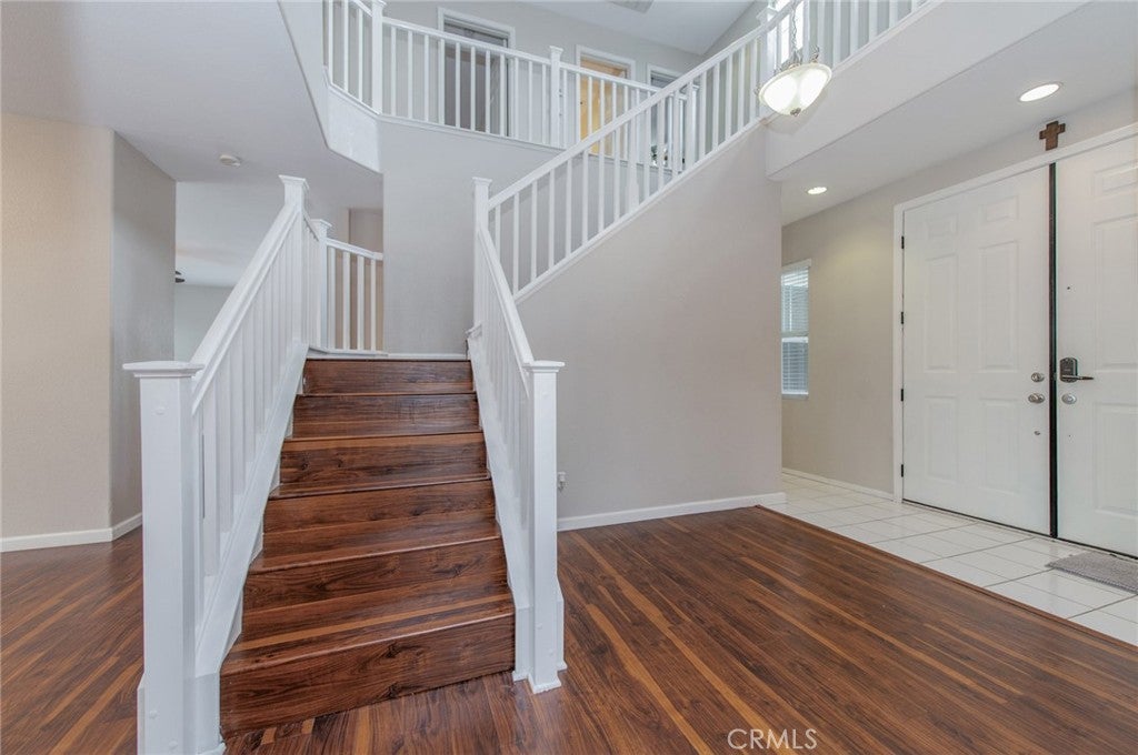 6535 Caxton