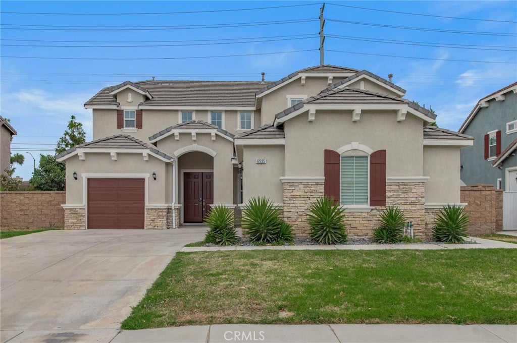 6535 Caxton