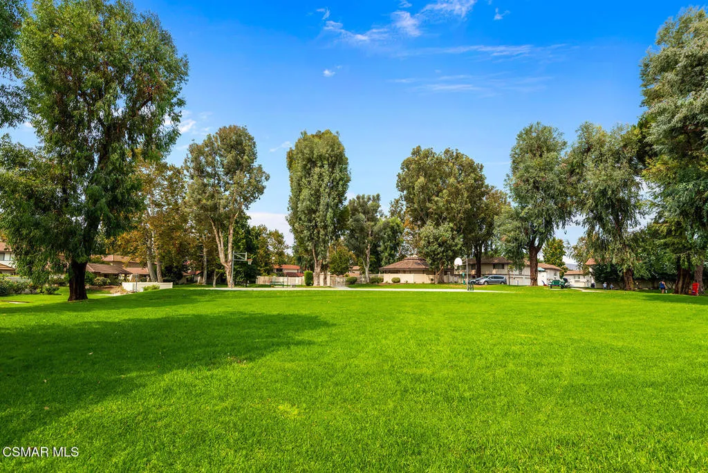 Westlake Village, California 91361, United States, 2 Bedrooms Bedrooms, ,1 BathroomBathrooms,Residential,Active,205756