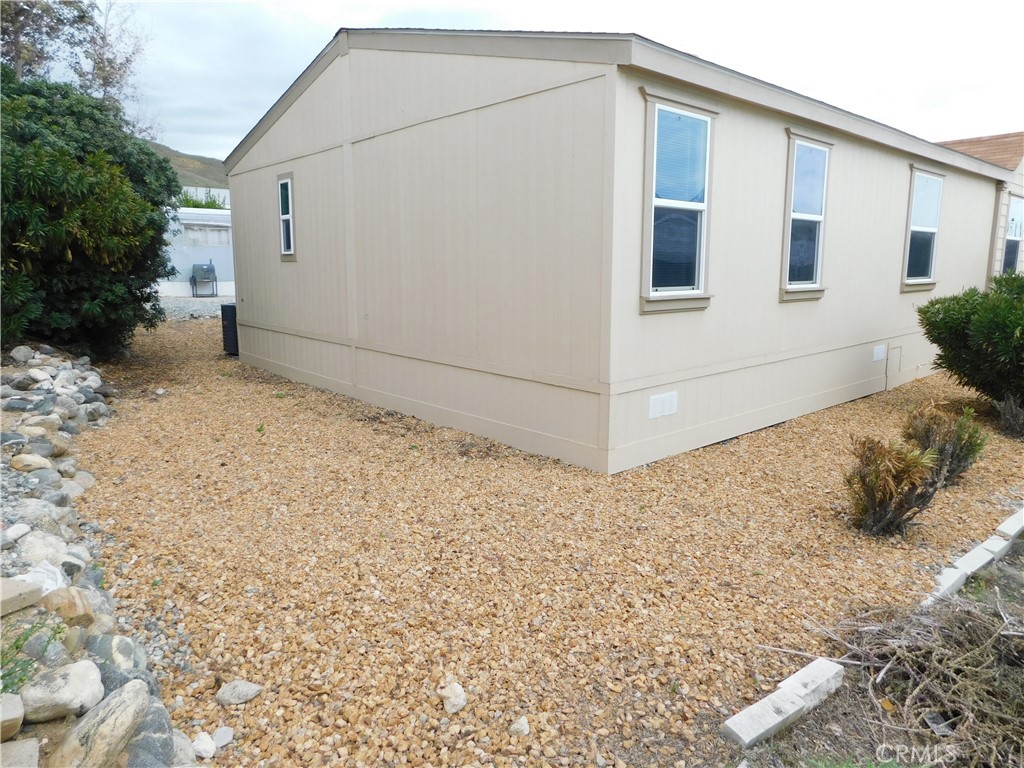 2200 W WILSON 54