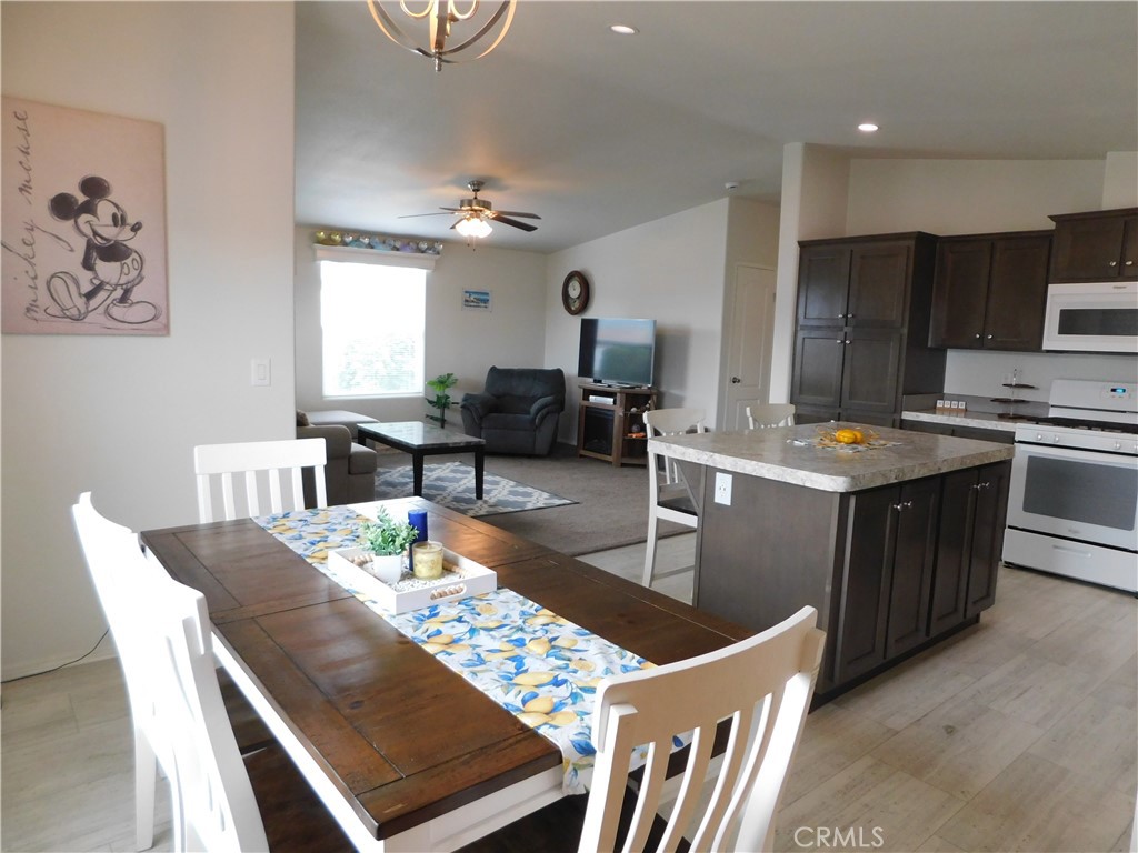 2200 W WILSON 54