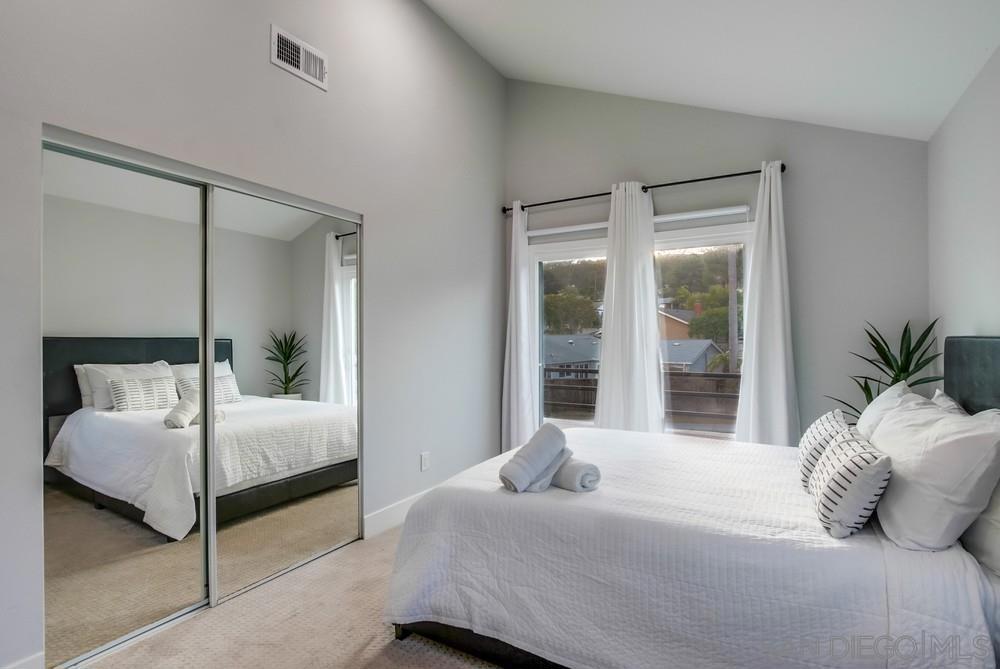 Del Mar - Residential