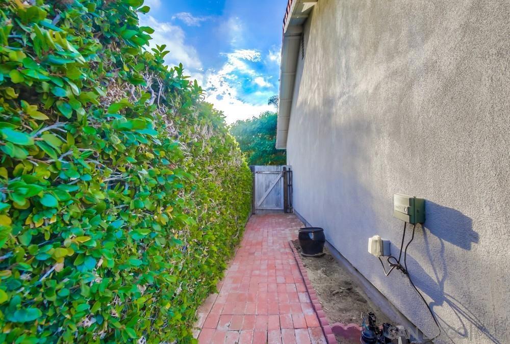 Del Mar - Residential