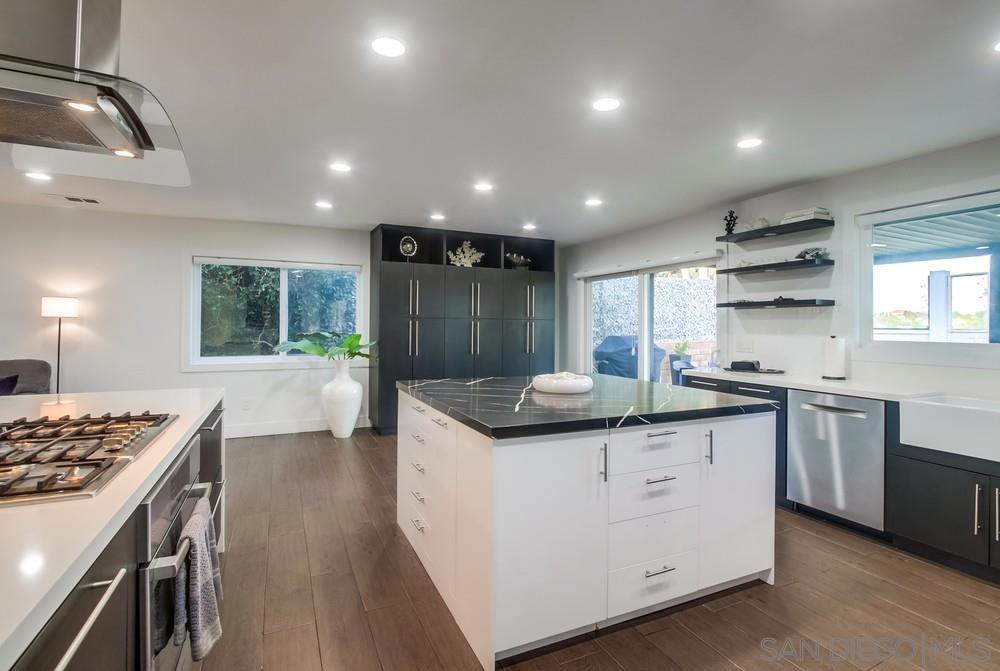 Del Mar - Residential