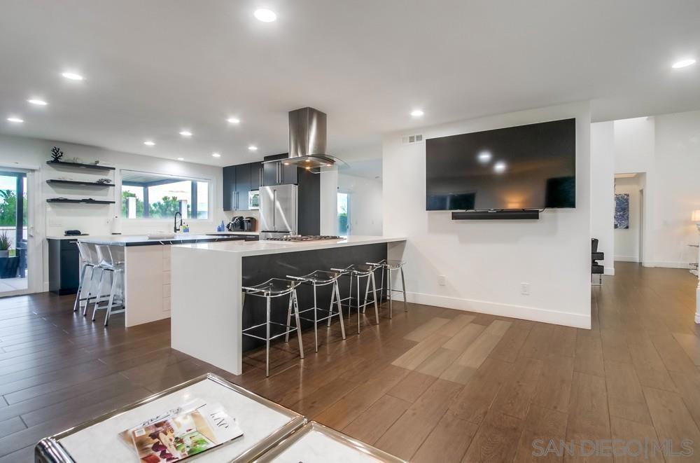 Del Mar - Residential