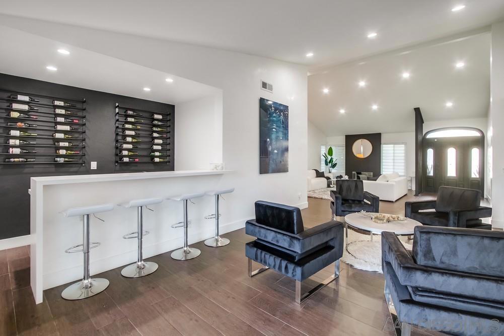 Del Mar - Residential