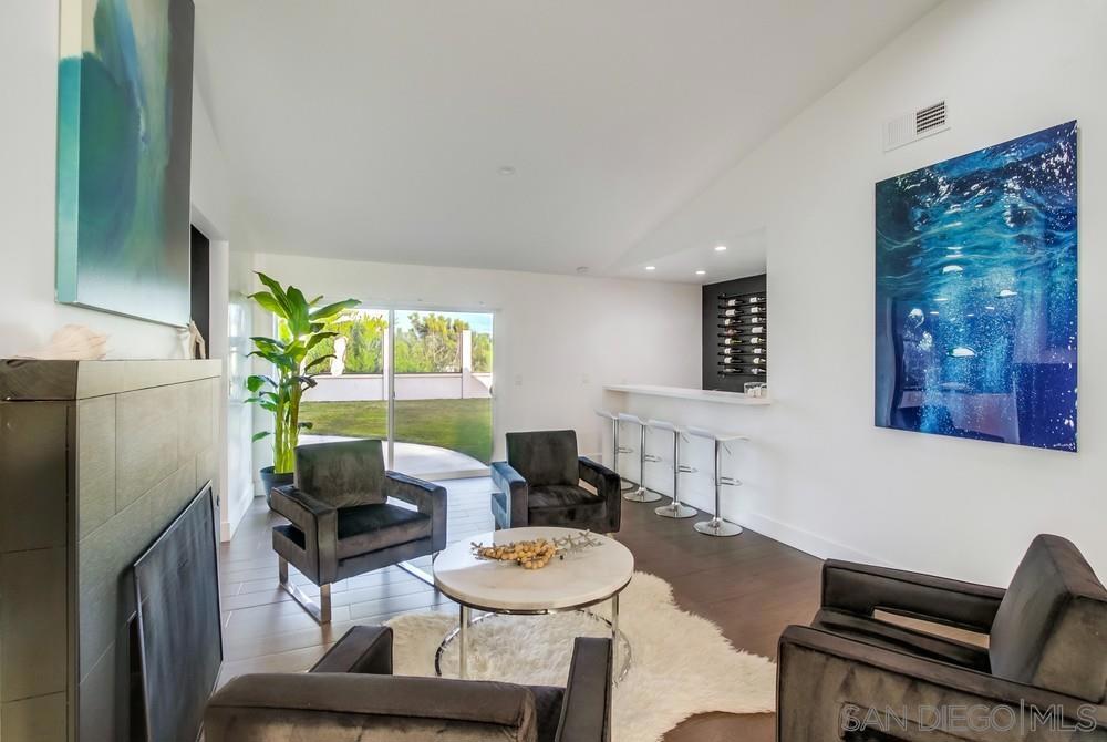 Del Mar - Residential