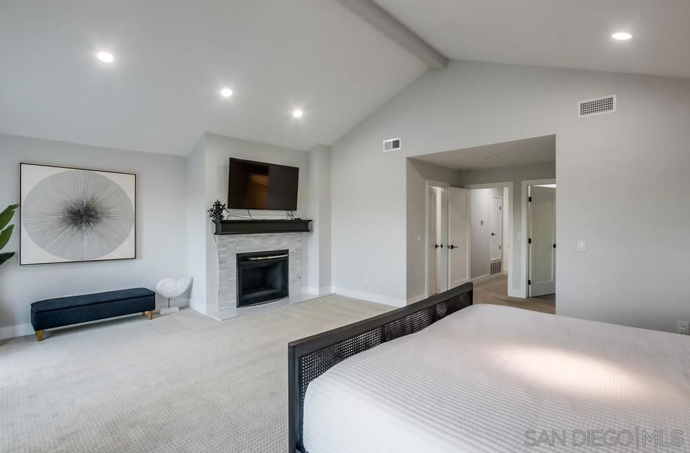 Del Mar - Residential