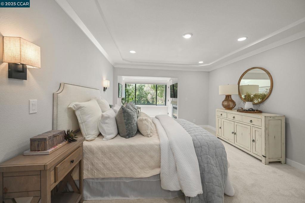 ROSSMOOR - Residential