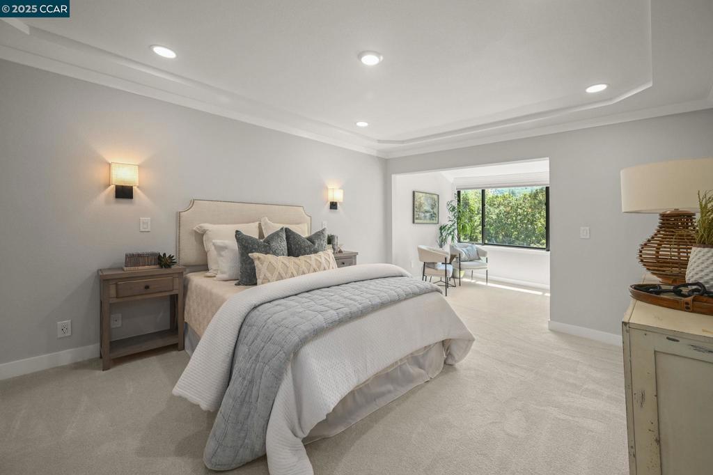 ROSSMOOR - Residential