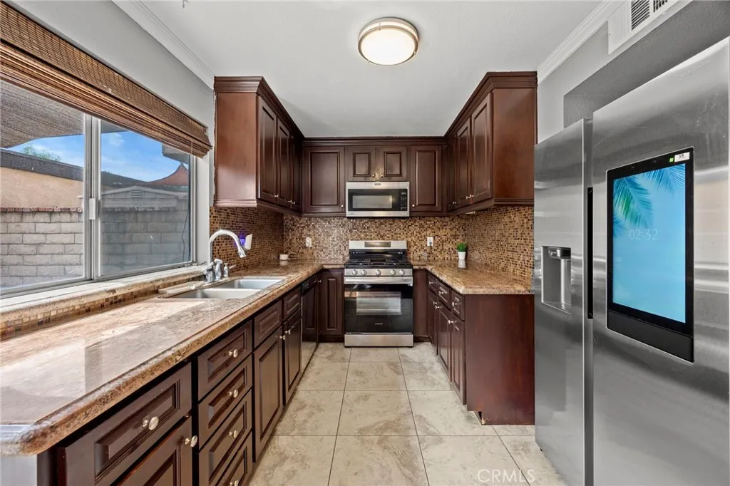 Riverside, California 92505, United States, 2 Bedrooms Bedrooms, ,2 BathroomsBathrooms,Residential,Active,198766