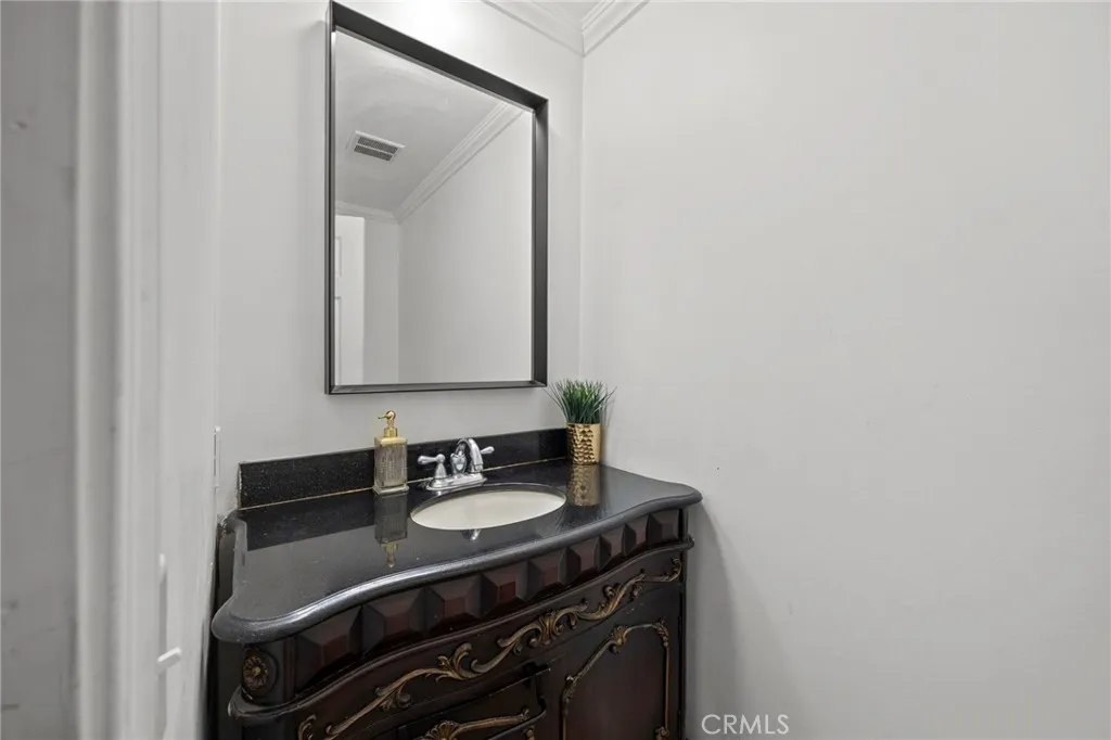 Riverside, California 92505, United States, 2 Bedrooms Bedrooms, ,2 BathroomsBathrooms,Residential,Active,198766