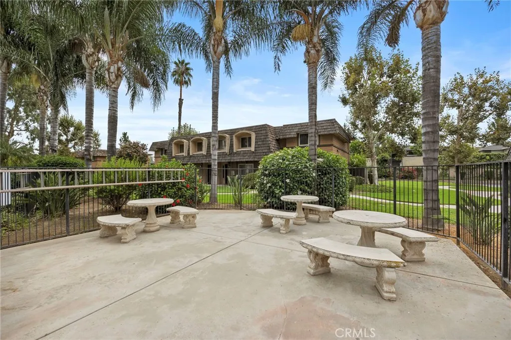 Riverside, California 92505, United States, 2 Bedrooms Bedrooms, ,2 BathroomsBathrooms,Residential,Active,198766