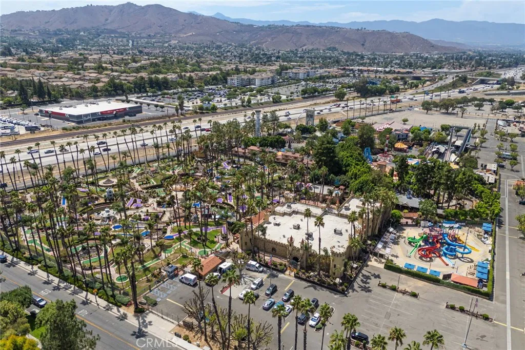 Riverside, California 92505, United States, 2 Bedrooms Bedrooms, ,2 BathroomsBathrooms,Residential,Active,198766