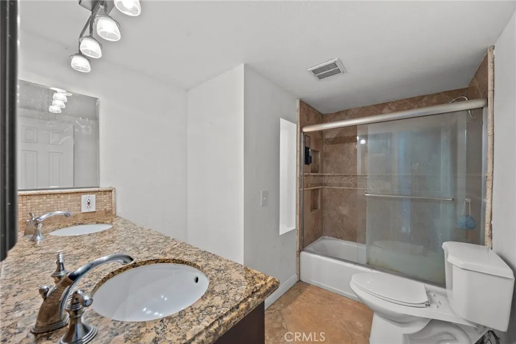 Riverside, California 92505, United States, 2 Bedrooms Bedrooms, ,2 BathroomsBathrooms,Residential,Active,198766