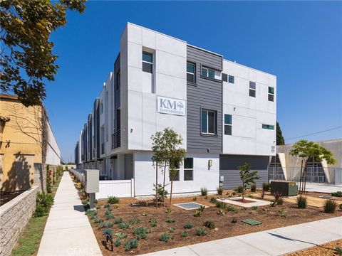 121 E 223rd Street 3 Carson CA 90745