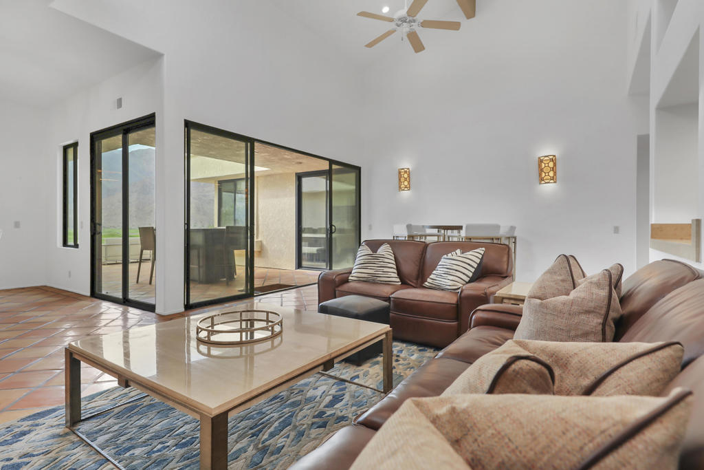 Santa Rosa Cove Coun - Residential